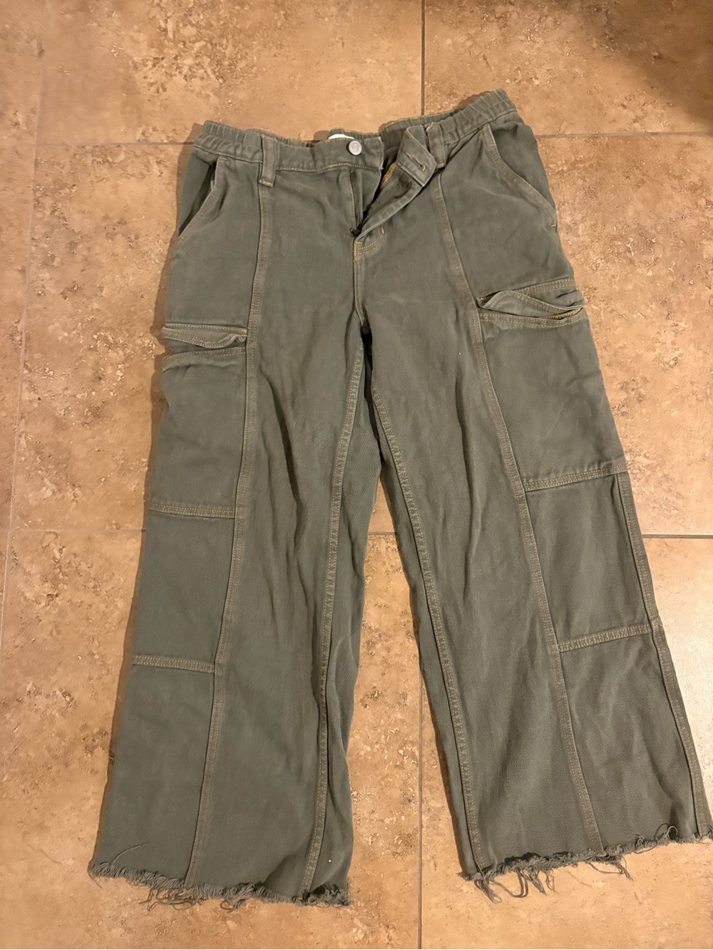 PacSun Women's Olive Cargo Jeans